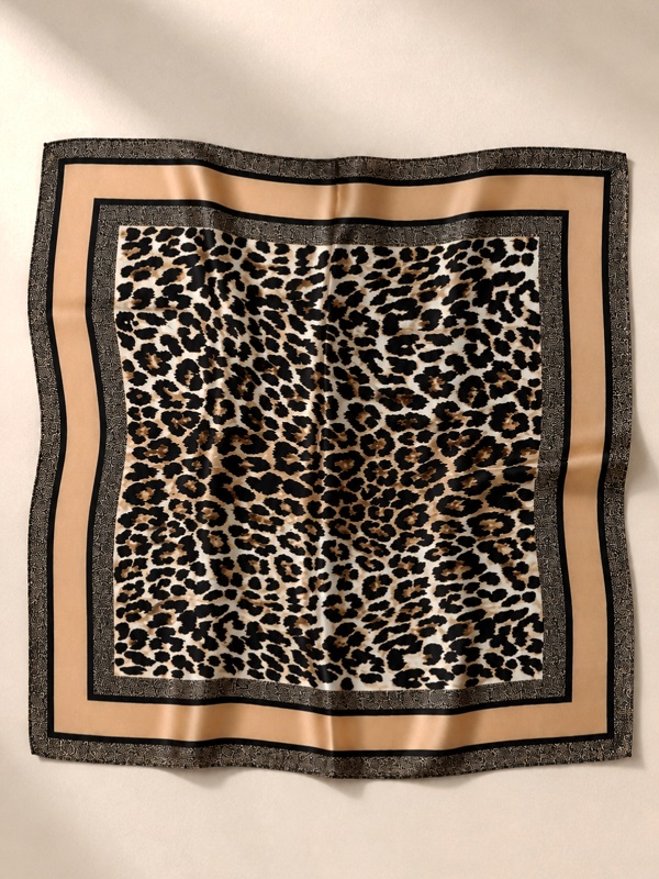 مینی اسکارف پلنگی حاشیه کرم (کادردار)
